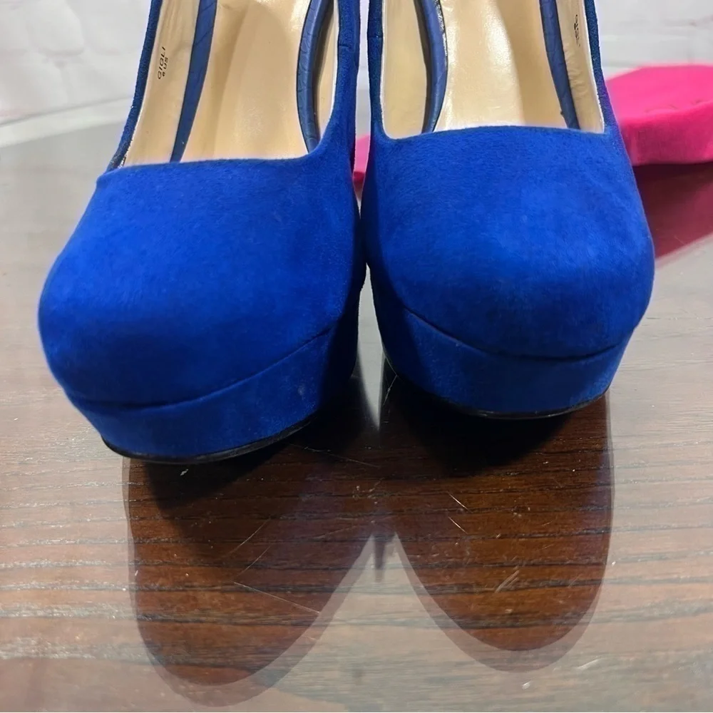 ShoeDazzle microsuede cobalt blue sling back platform pumps in size 6 EUC
